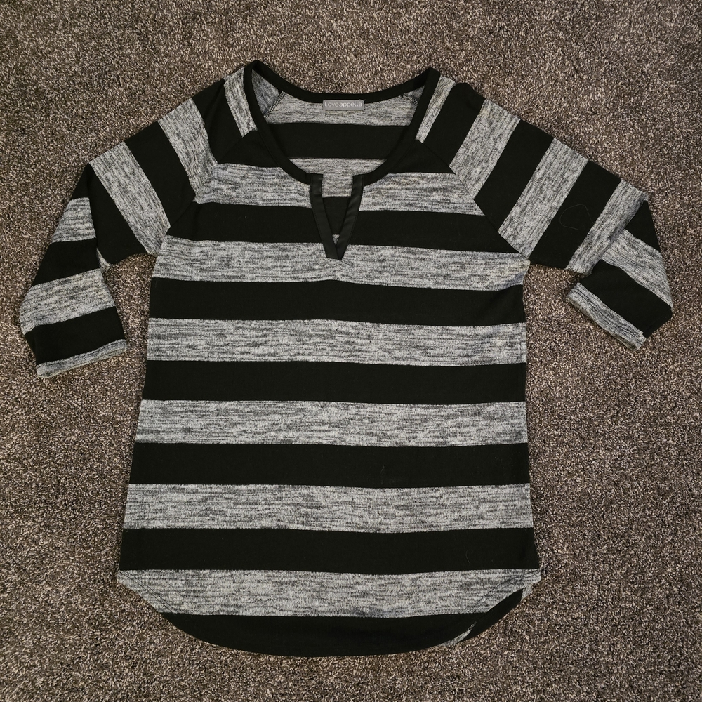 Loveappella Striped Black and Gray Top L